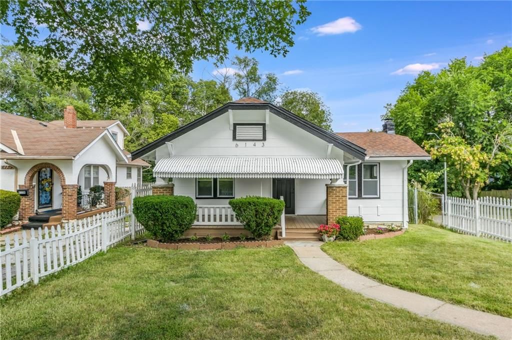 Photo 27 of 27 - 6143 Forest Avenue