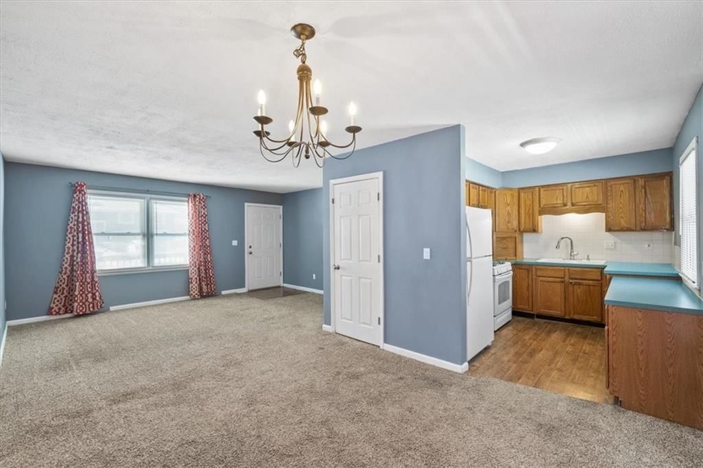 1610 Russell Road — photo 9
