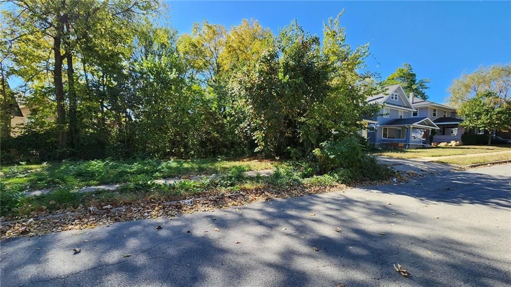 1331 E 28 Street — photo 3