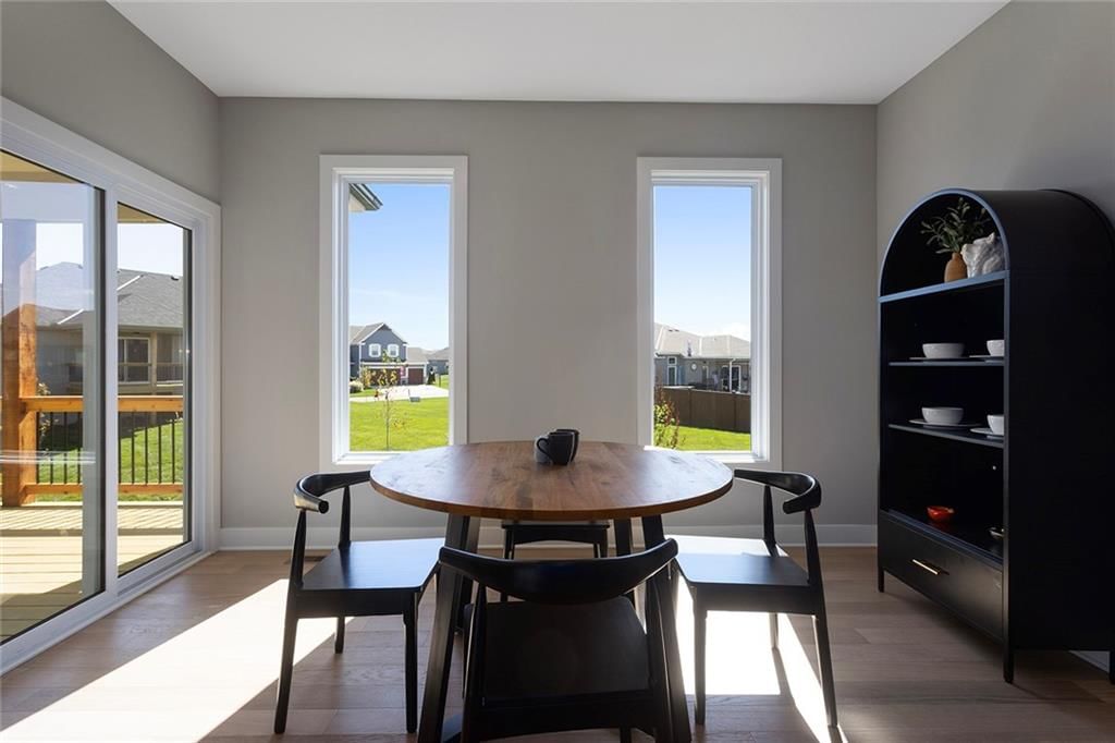 204 SW Chelmsford Drive — photo 14