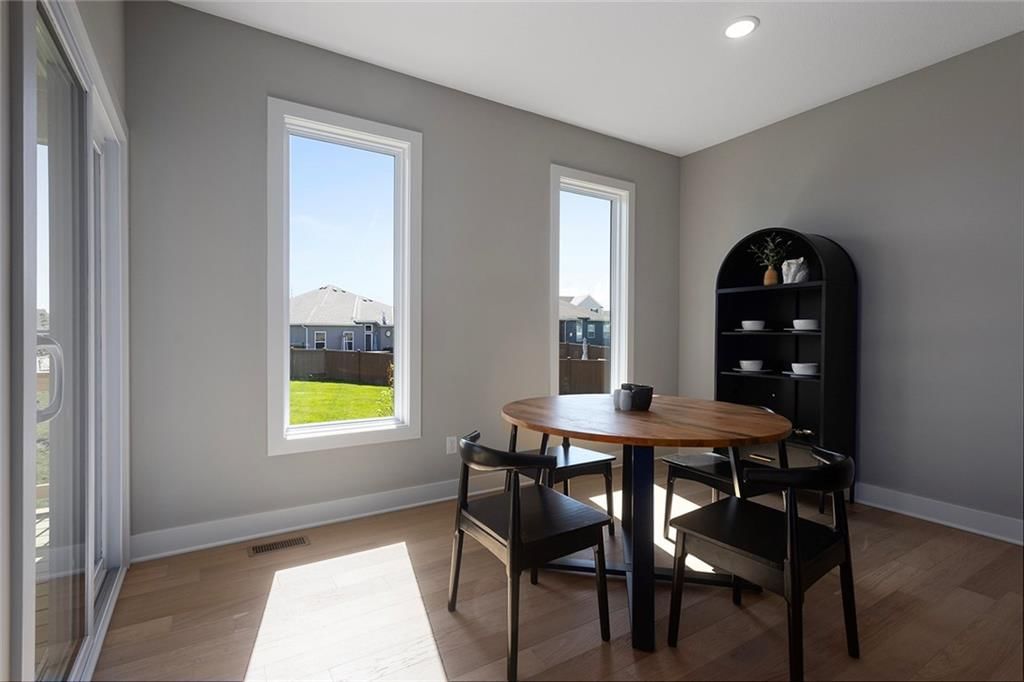 204 SW Chelmsford Drive — photo 15