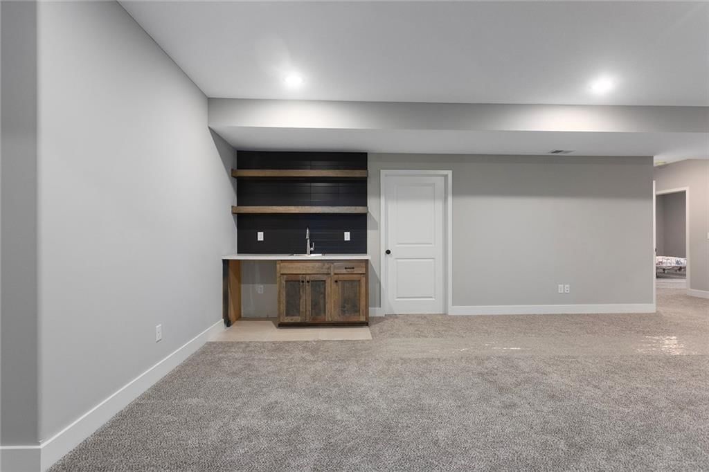 204 SW Chelmsford Drive — photo 27