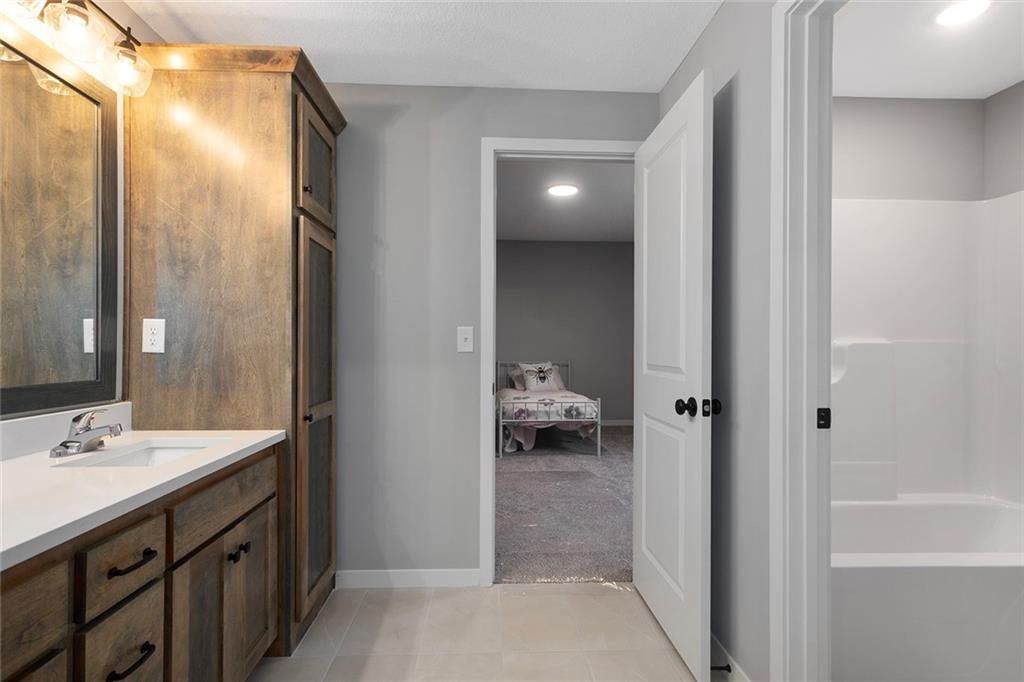 204 SW Chelmsford Drive — photo 35