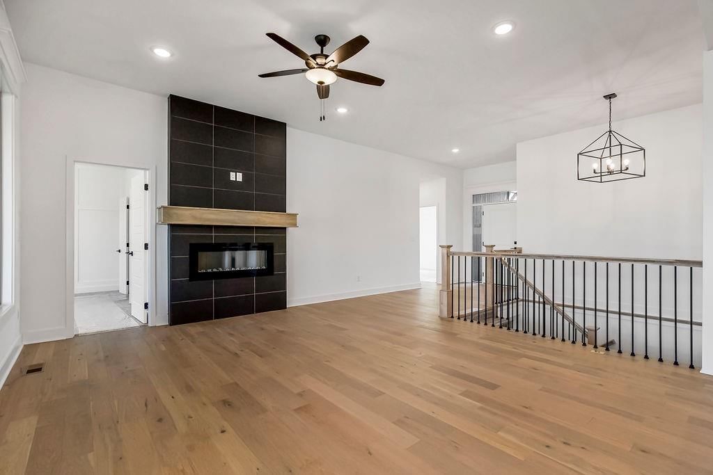 220 SW CHELMSFORD Drive — photo 9