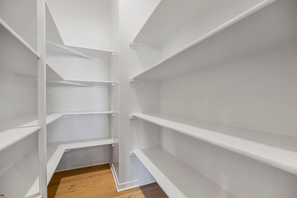 220 SW CHELMSFORD Drive — photo 19