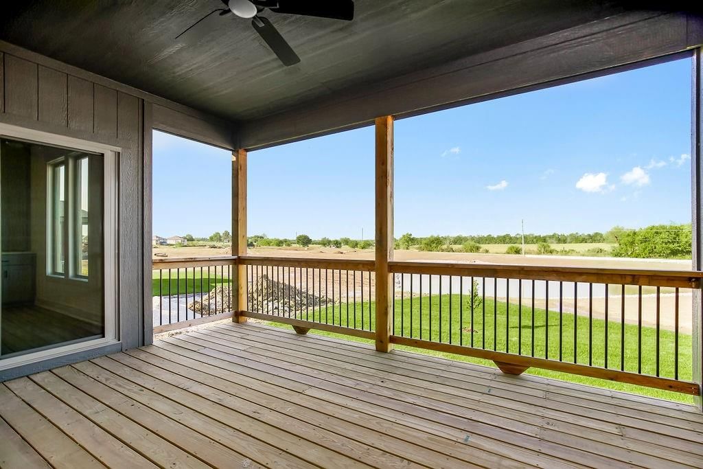 220 SW CHELMSFORD Drive — photo 35