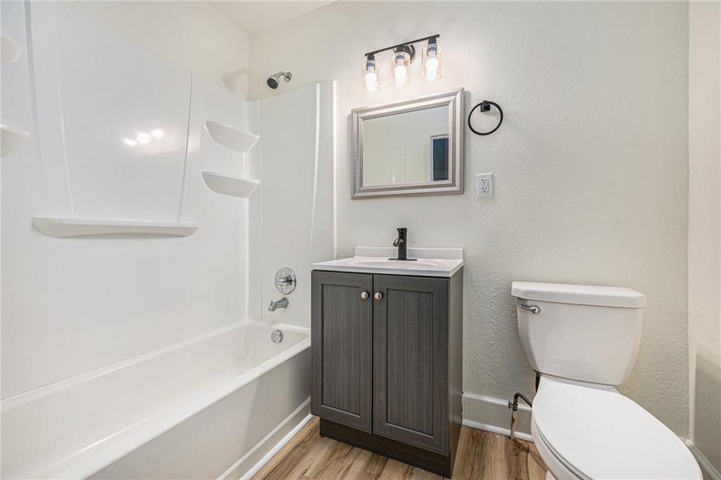 5600 South Benton Avenue — photo 11