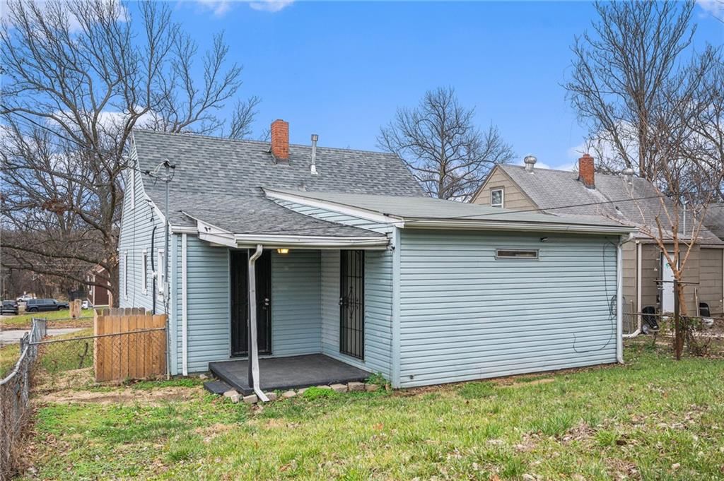 5600 South Benton Avenue — photo 14