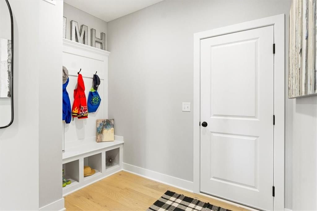 7007 N Kirkwood Avenue — photo 34