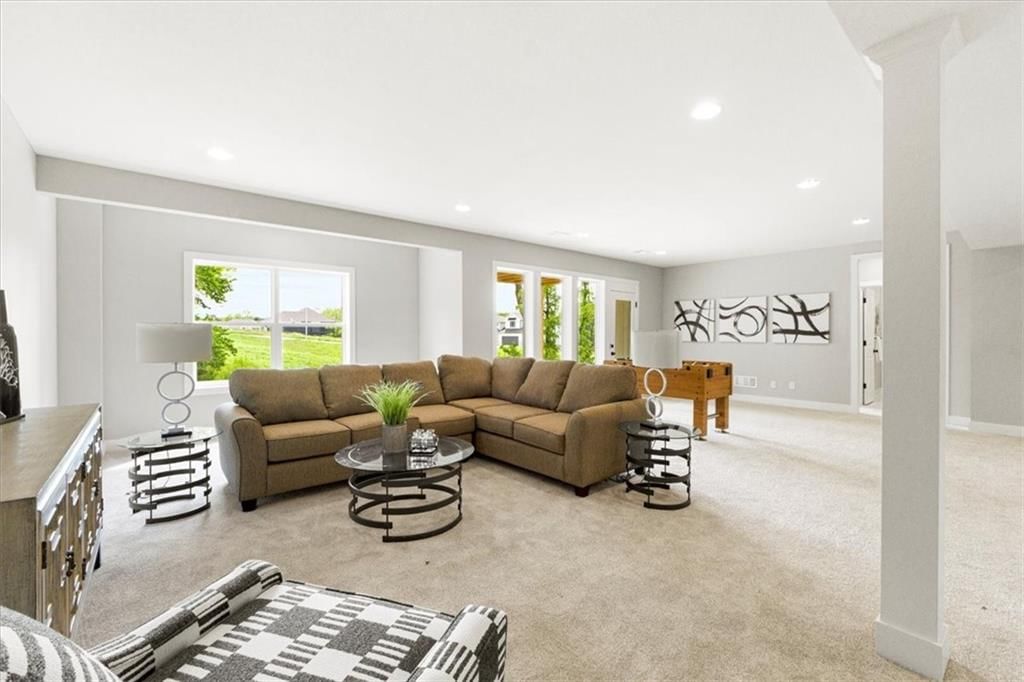 7007 N Kirkwood Avenue — photo 40