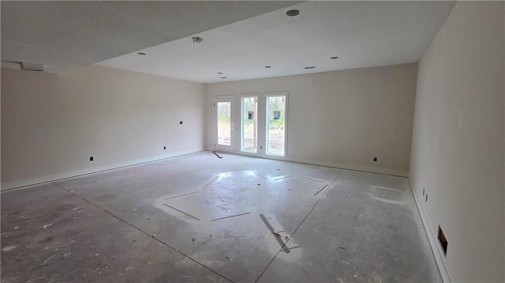 16389 W 170th Street — photo 9