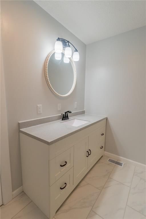 402 S Water Street — photo 30