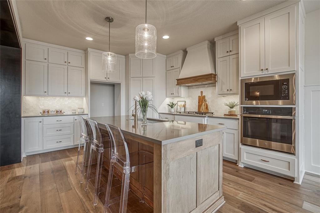 16908 Parkhill Street — photo 15