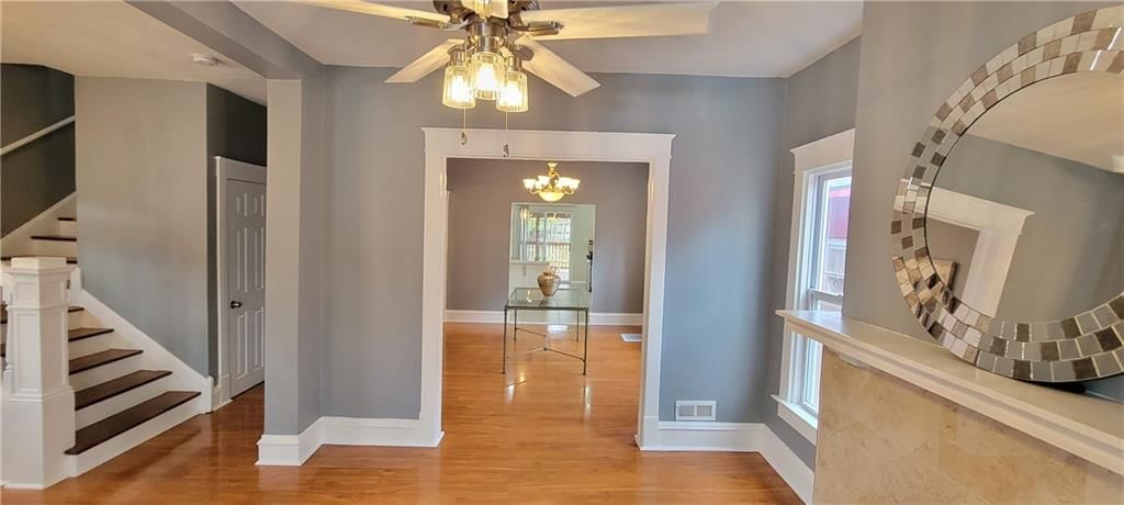 Photo 8 of 57 - 3222 E 6th Street