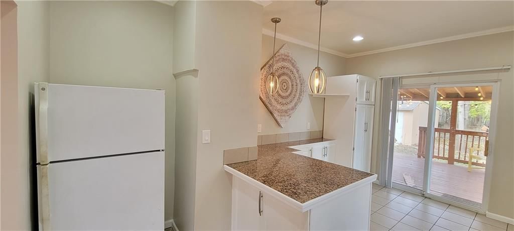 Photo 10 of 57 - 3222 E 6th Street