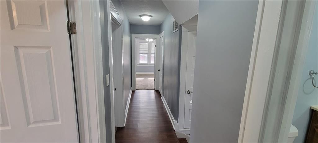 Photo 31 of 57 - 3222 E 6th Street