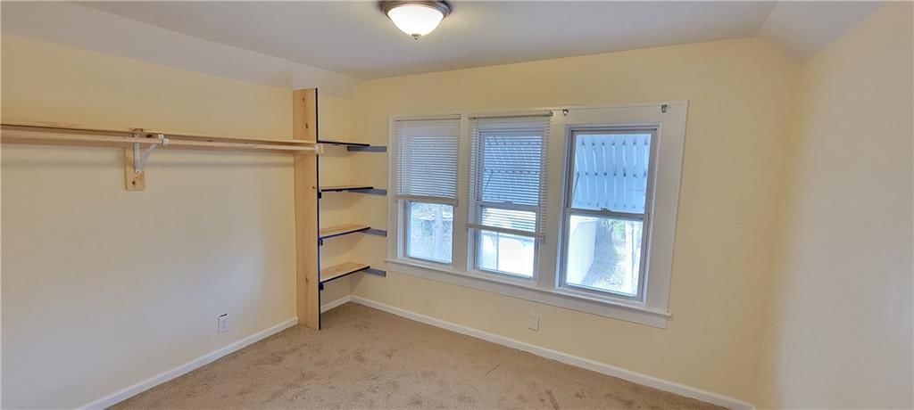 Photo 46 of 57 - 3222 E 6th Street