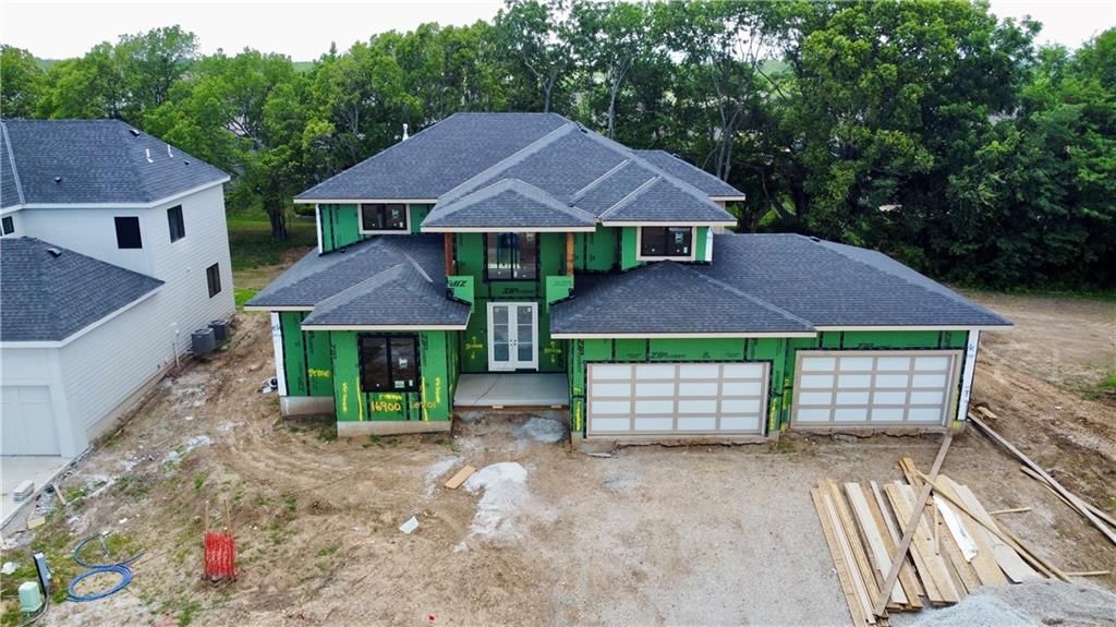Photo 38 of 50 - 16900 Parkhill Street
