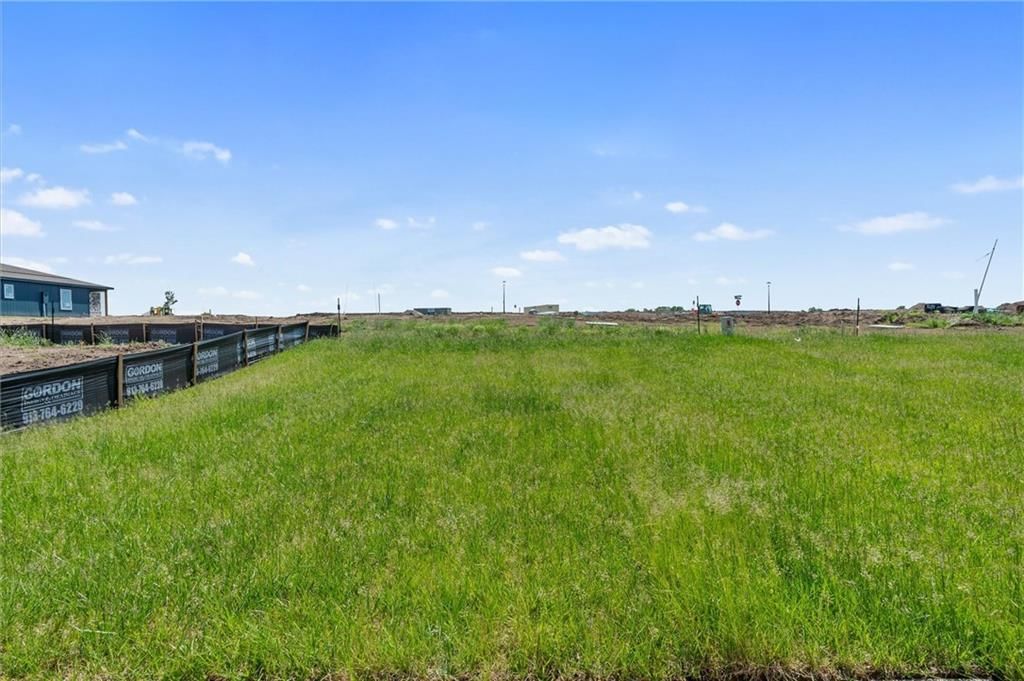 37767 W 207th Terrace — photo 34