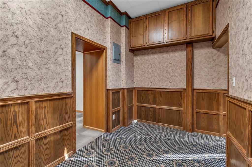 112 S Pine Street — photo 23
