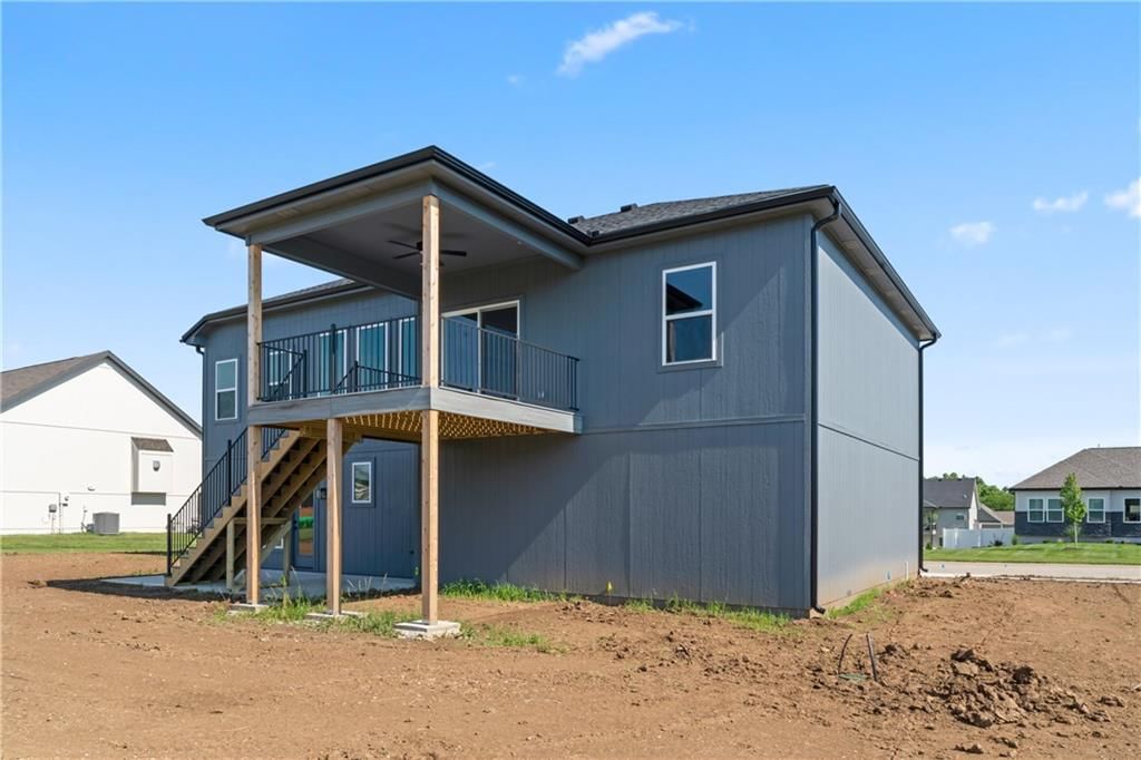 813 W Rader Street — photo 46