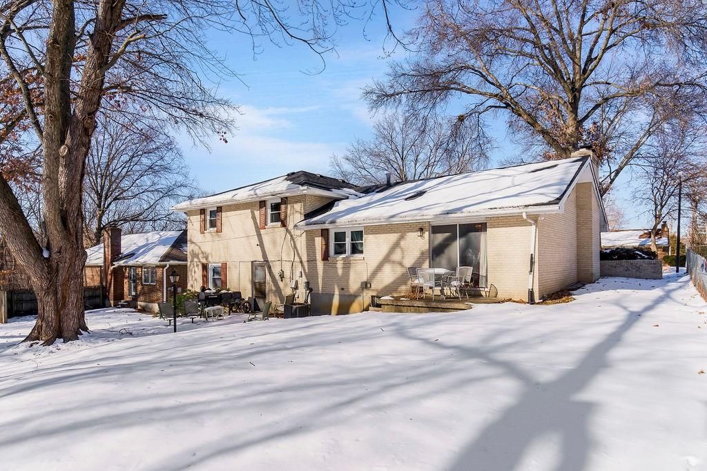 5041 Waverly Avenue — photo 29