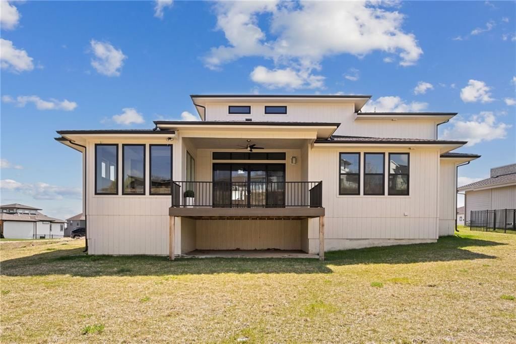 2210 NW Palisades Drive — photo 5