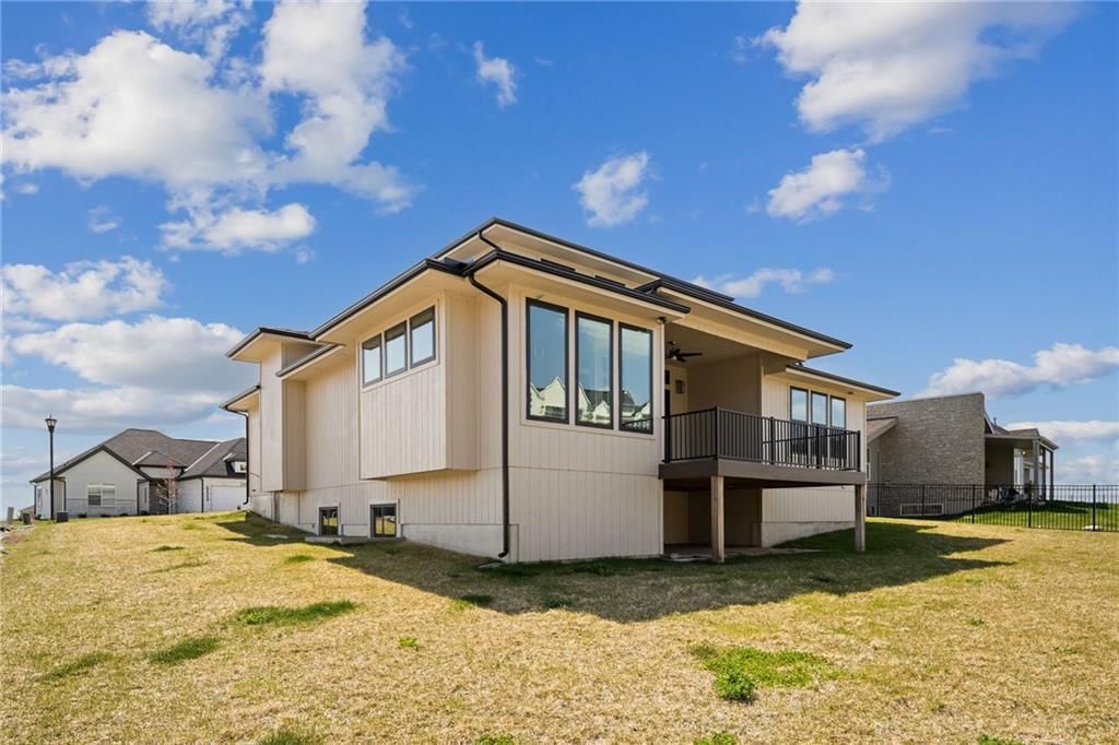 2210 NW Palisades Drive — photo 7