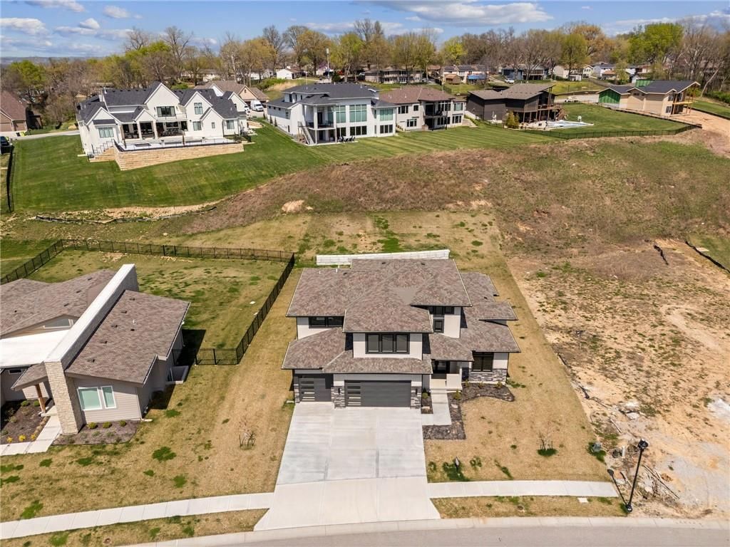 2210 NW Palisades Drive — photo 8