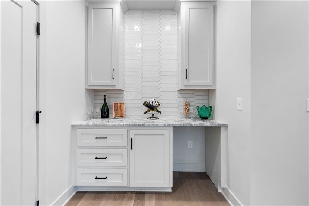 2210 NW Palisades Drive — photo 28