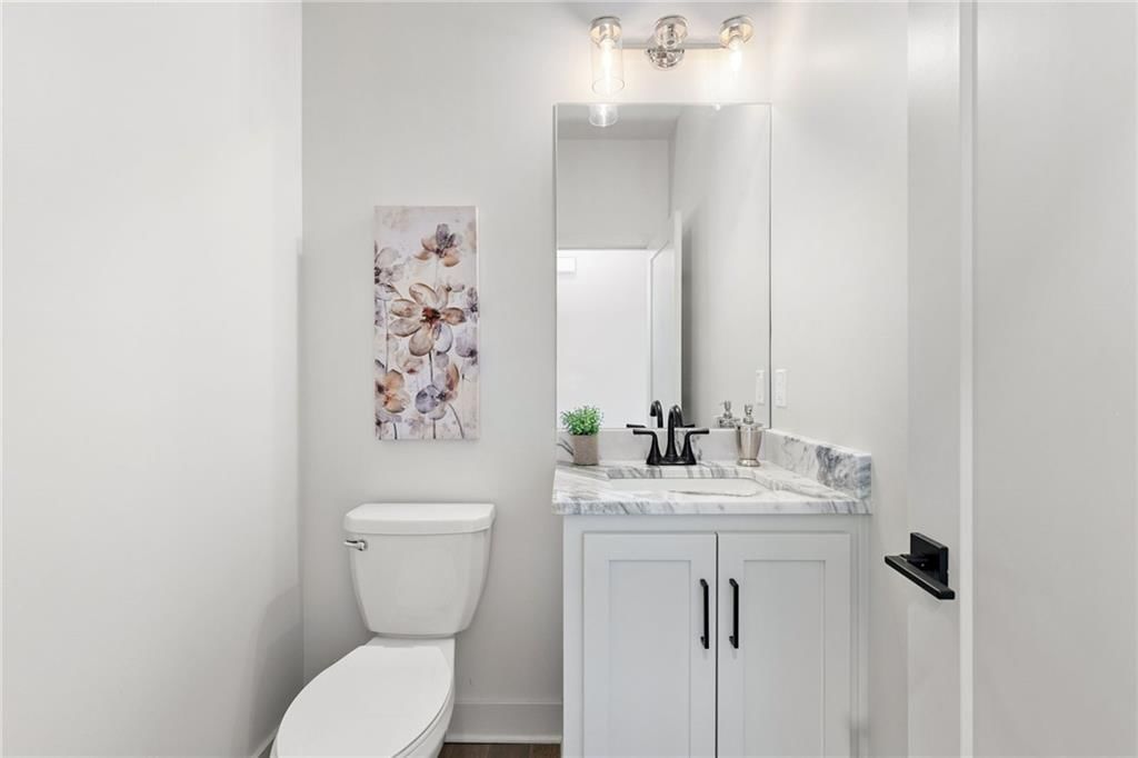 2210 NW Palisades Drive — photo 29