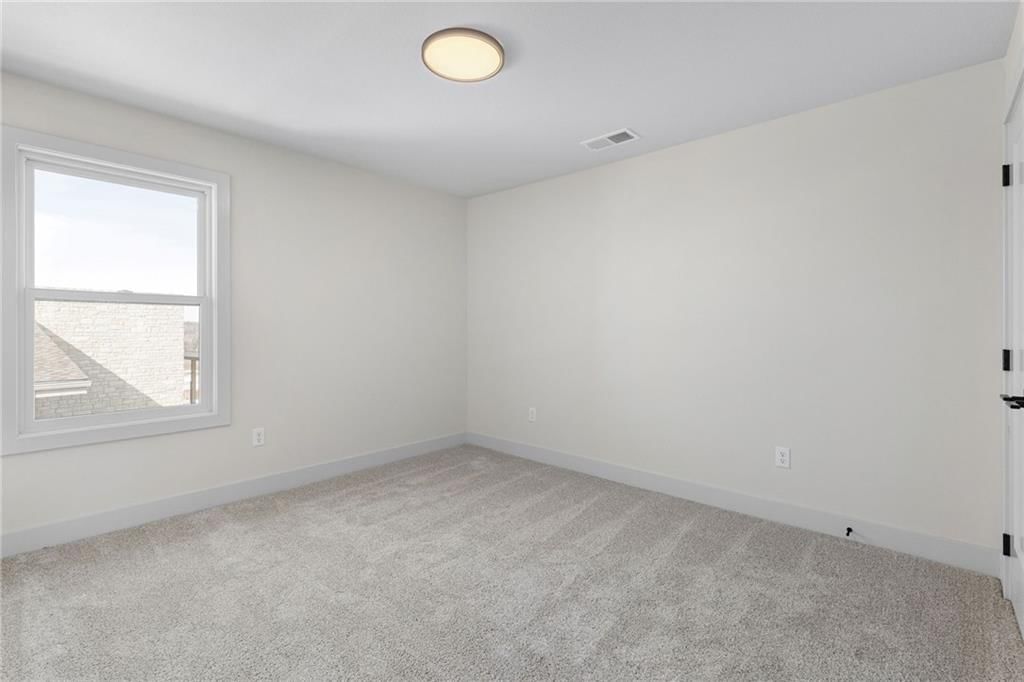 2210 NW Palisades Drive — photo 40