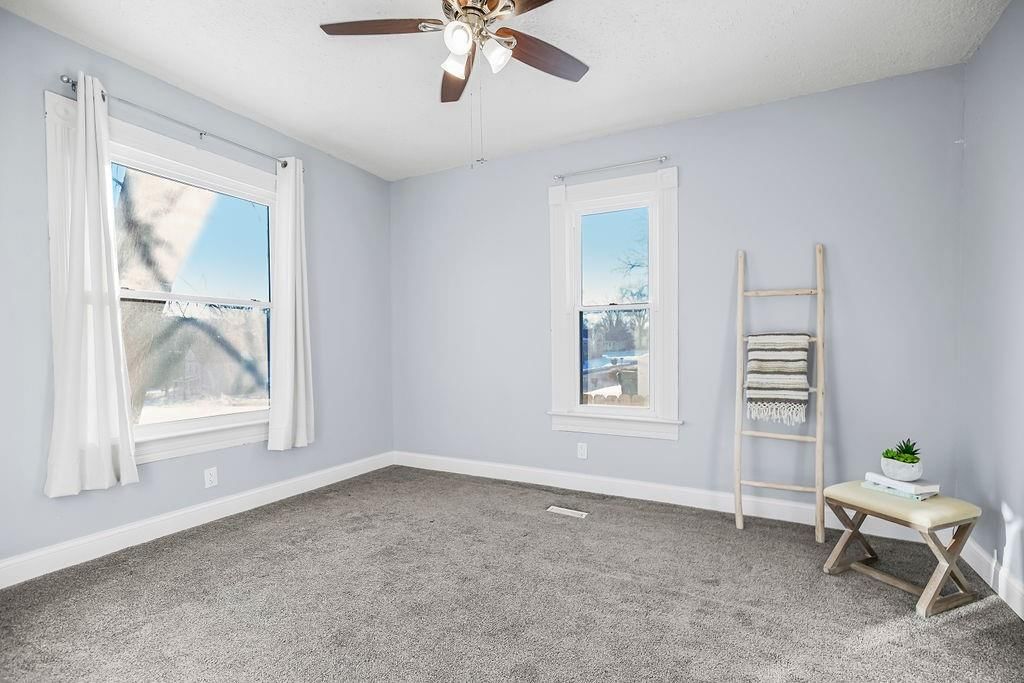 1220 Spruce Street — photo 16