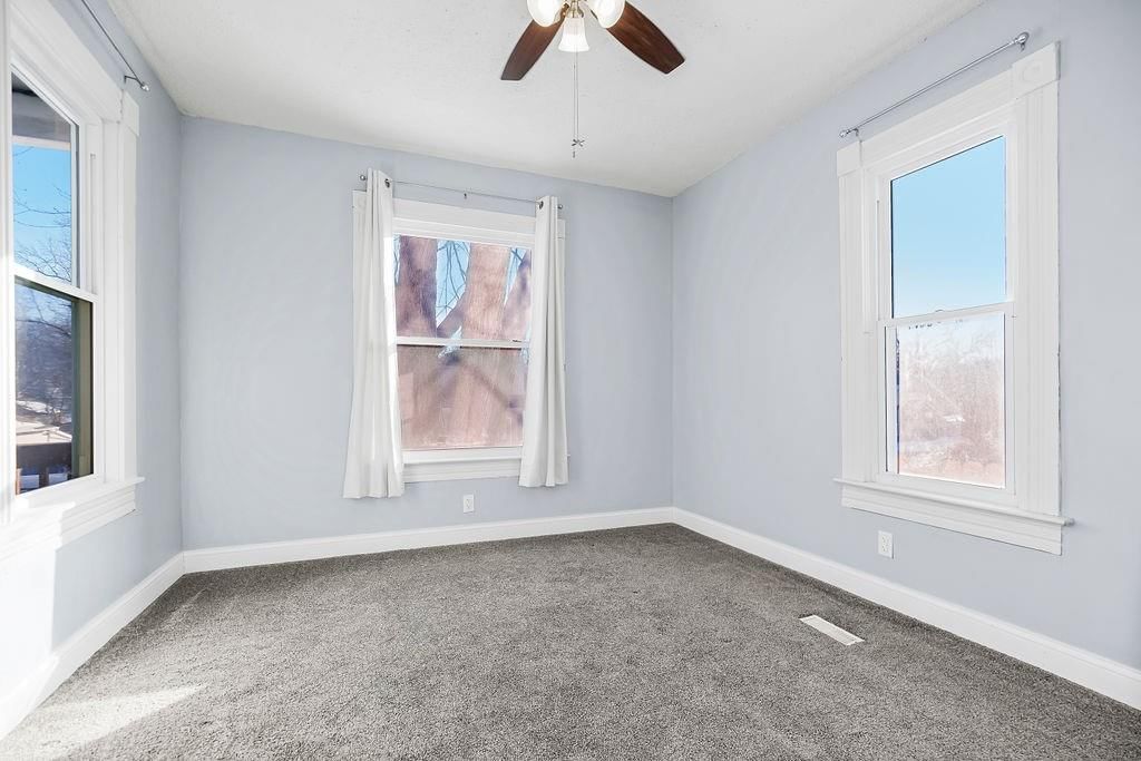 1220 Spruce Street — photo 17