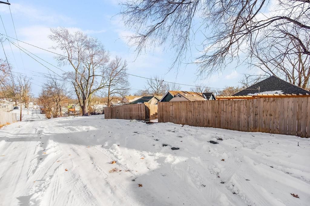 1220 Spruce Street — photo 29