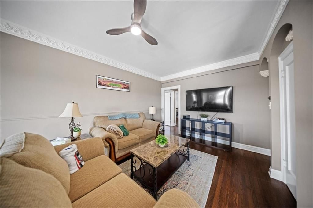 309 Emanuel Cleaver II Boulevard — photo 10