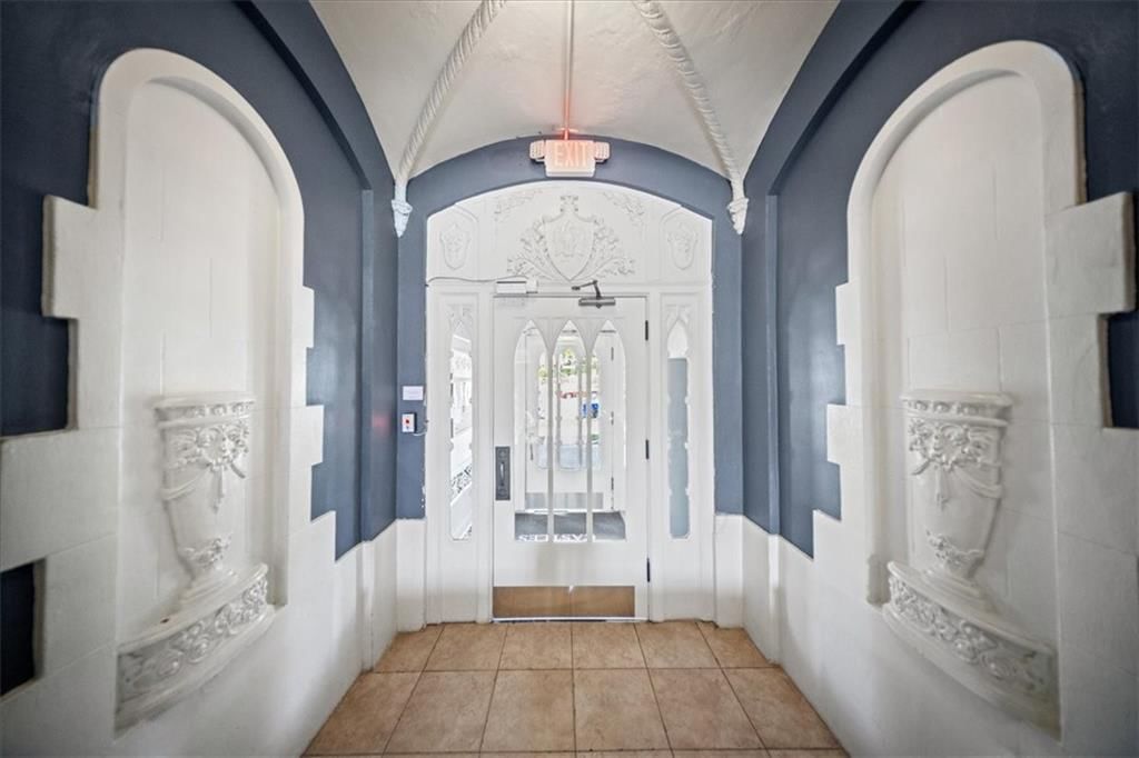 309 Emanuel Cleaver II Boulevard — photo 25