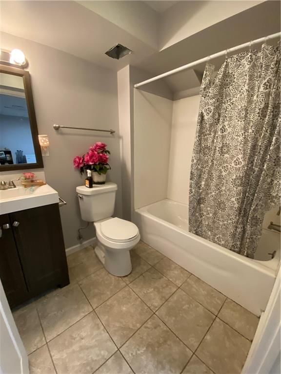 1617 S Claremont Avenue — photo 11