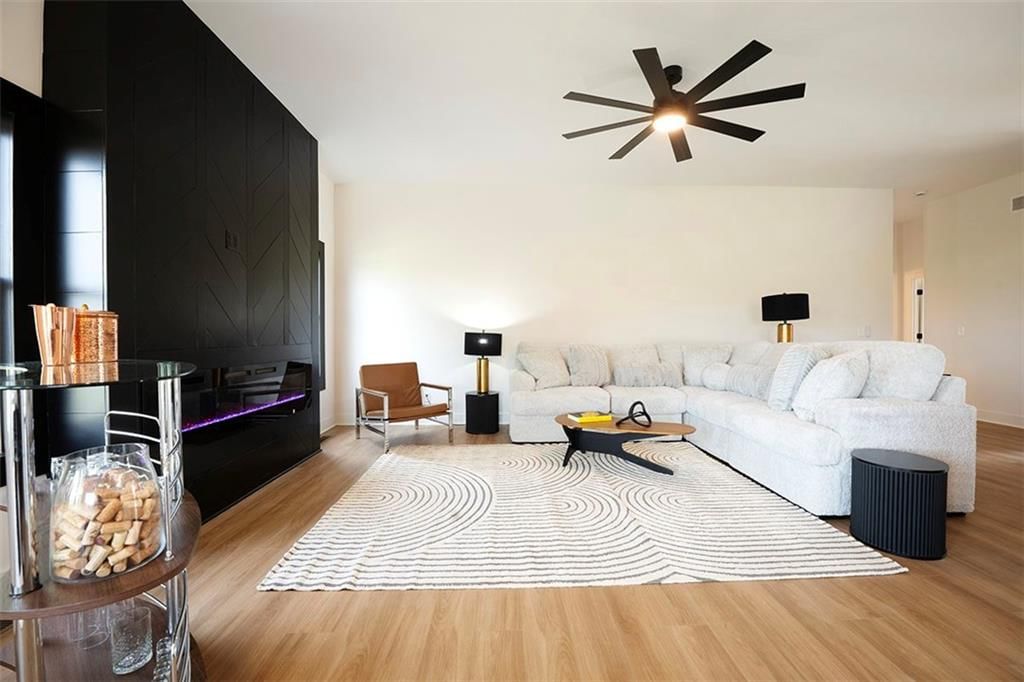 3200 Junction Drive — photo 2