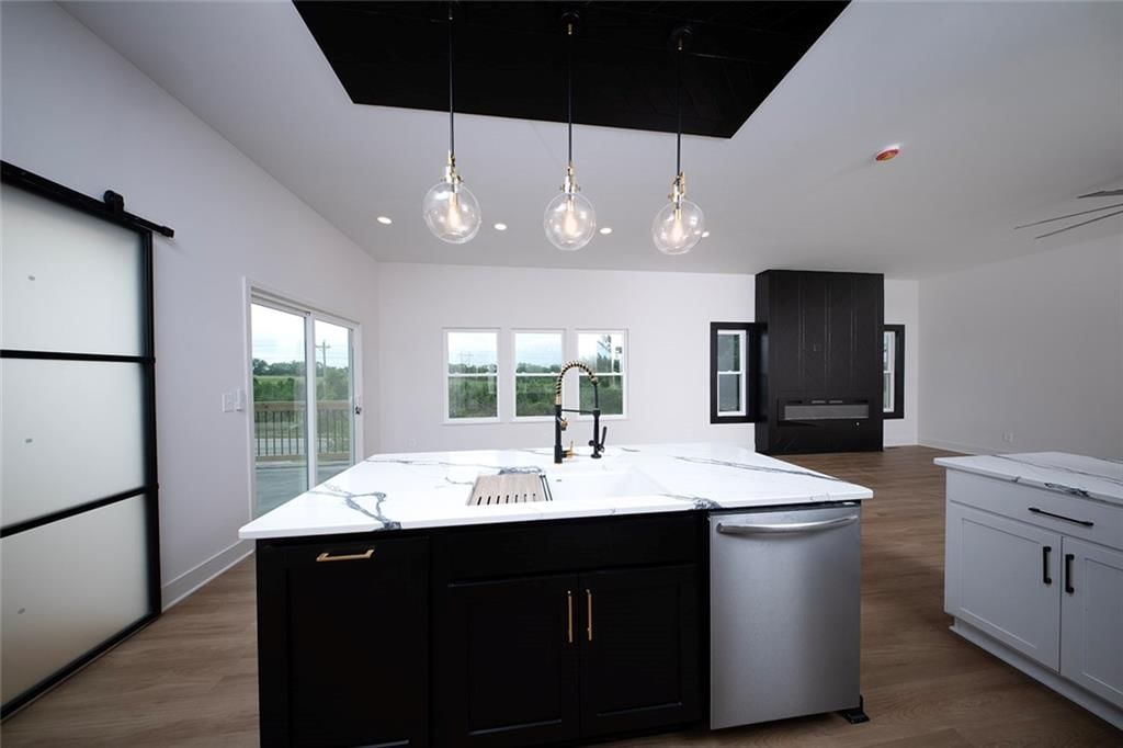 3200 Junction Drive — photo 10