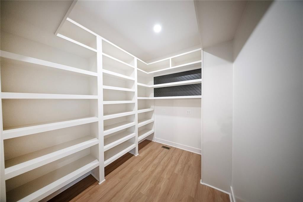 3200 Junction Drive — photo 13