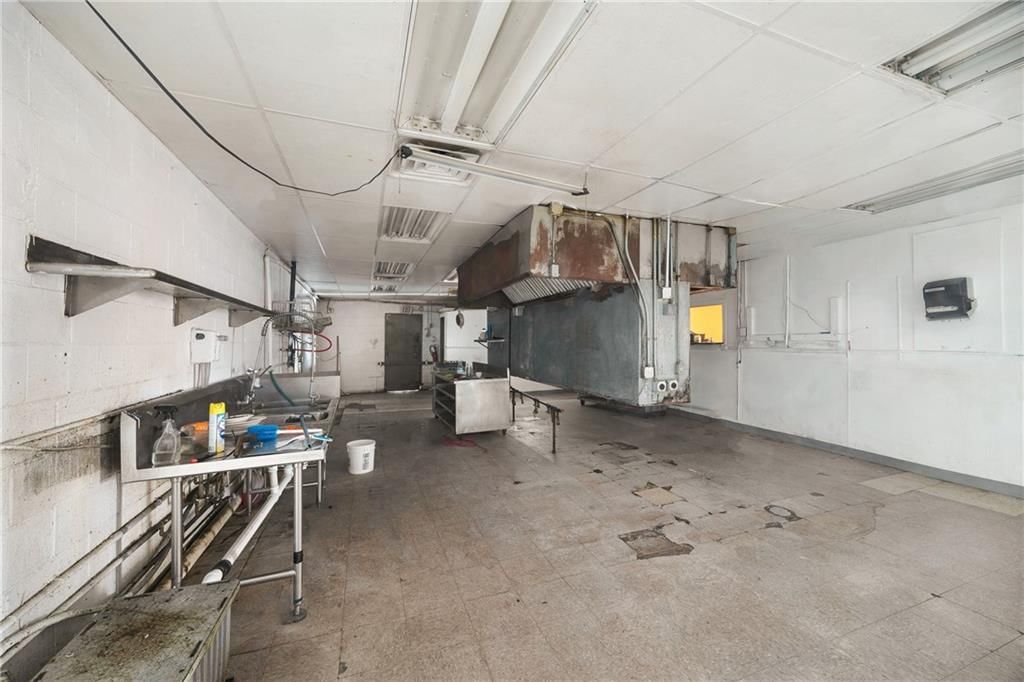 101 W Old 40 Highway — photo 13