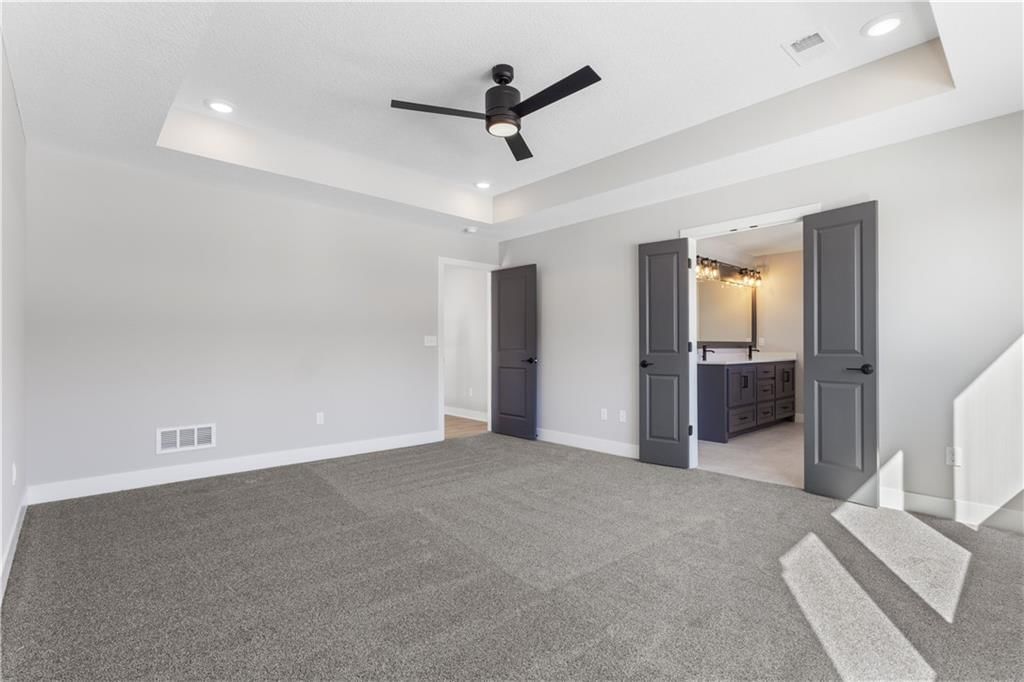 18249 Earnshaw Street — photo 23
