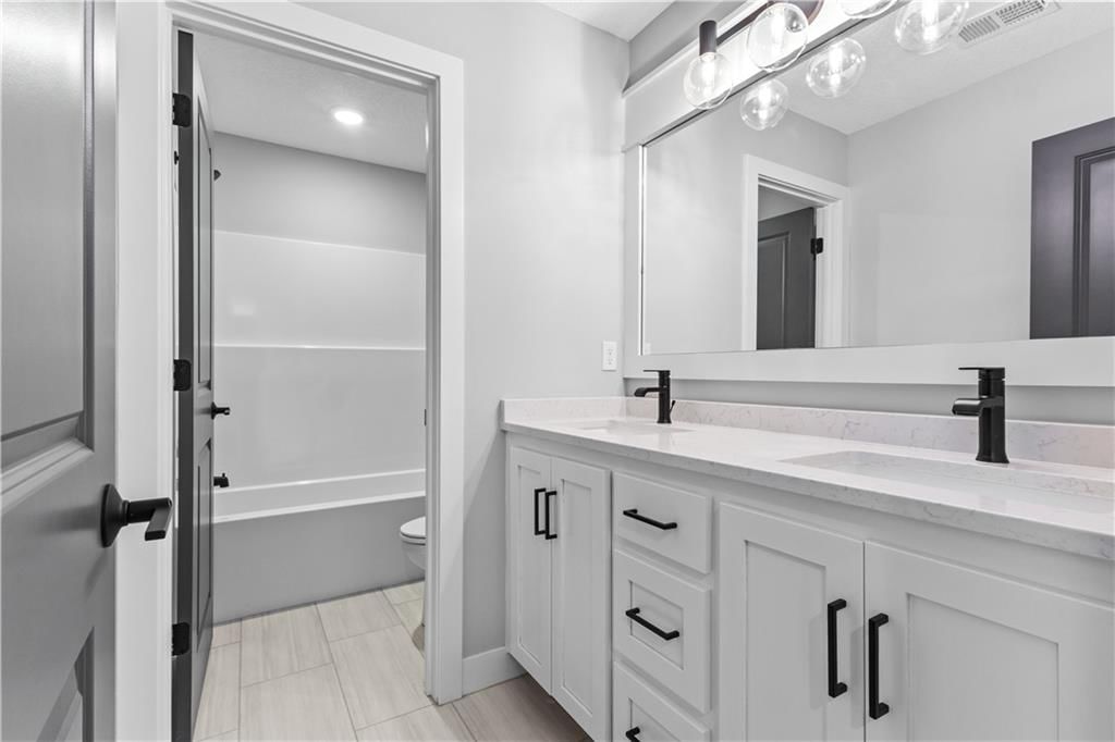 18249 Earnshaw Street — photo 30