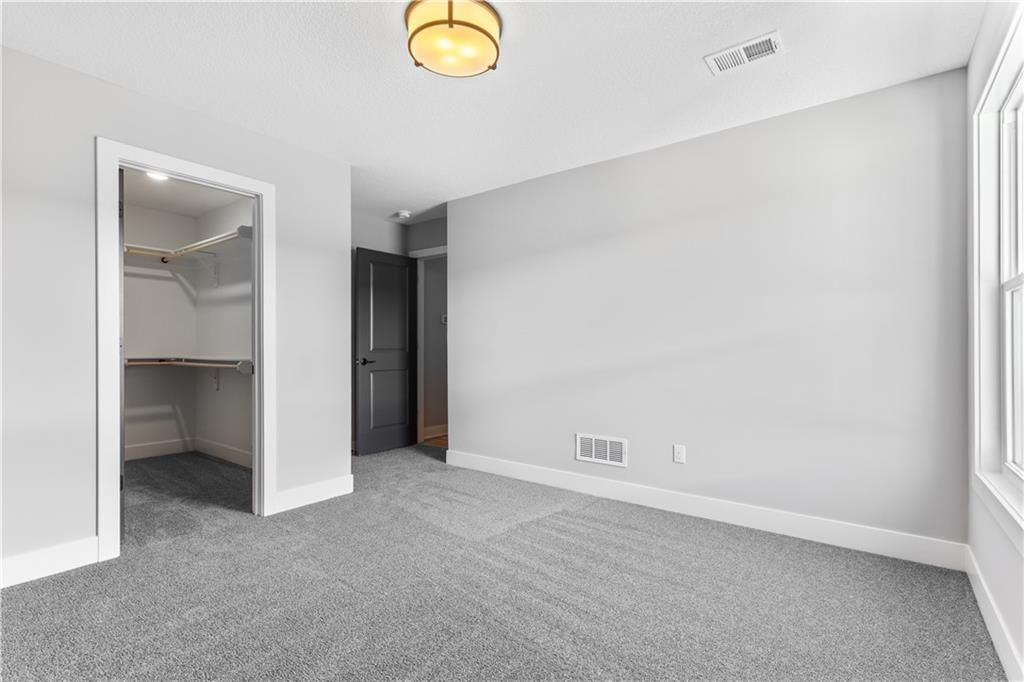 18249 Earnshaw Street — photo 31