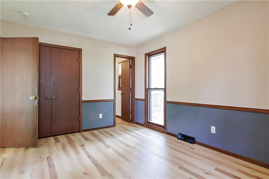 6715 Caenen Avenue — photo 6