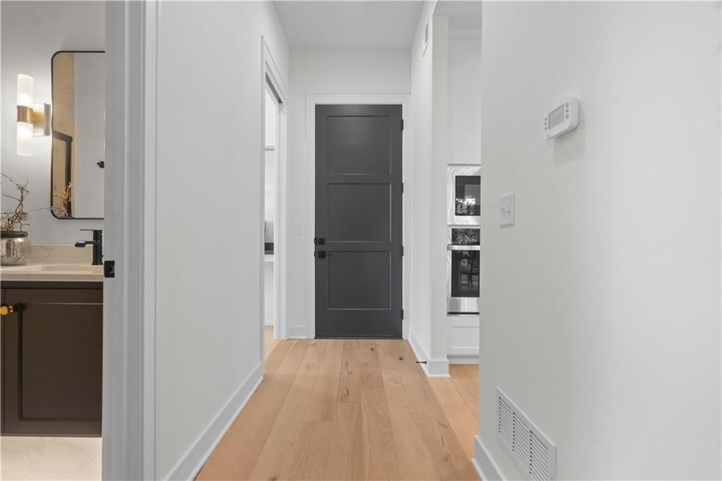 2504 NE Woodland Oak Circle — photo 25