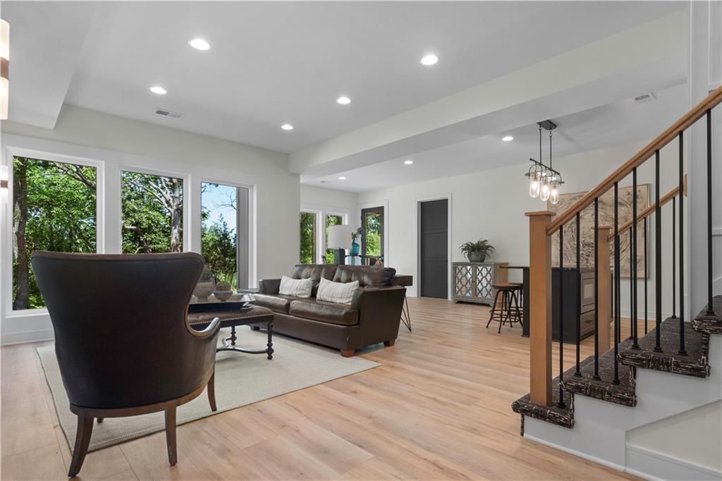 2504 NE Woodland Oak Circle — photo 40