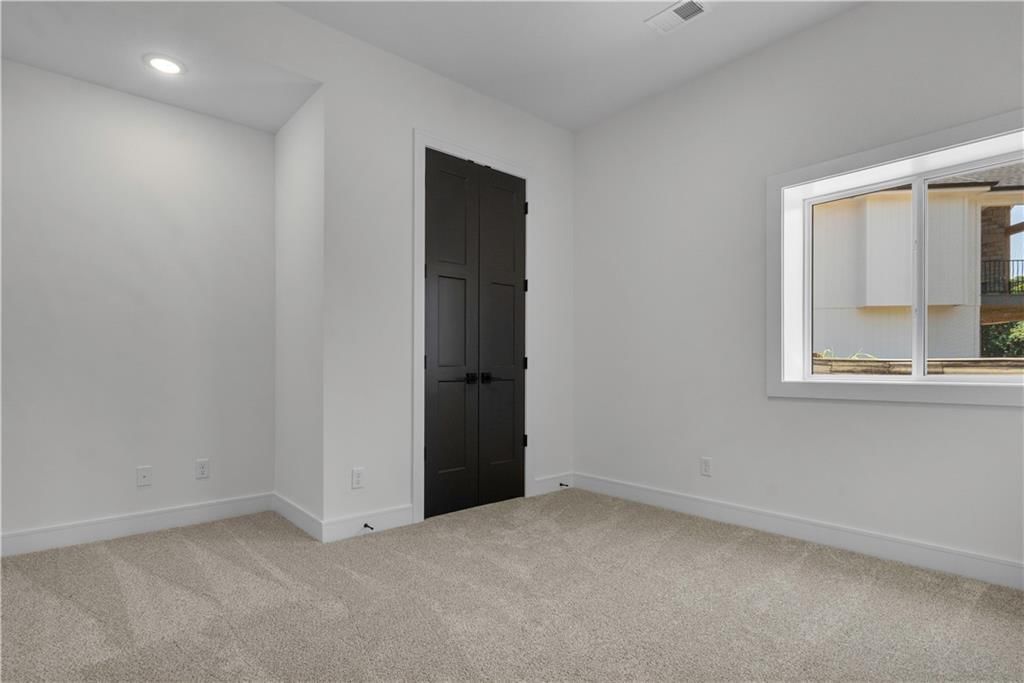 2504 NE Woodland Oak Circle — photo 51