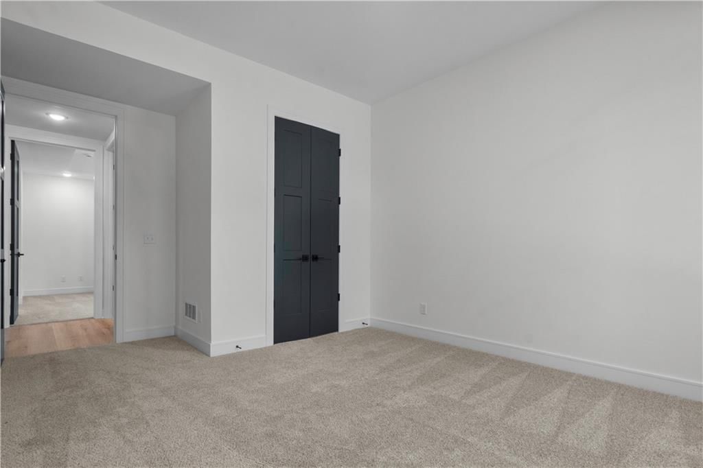 2504 NE Woodland Oak Circle — photo 54